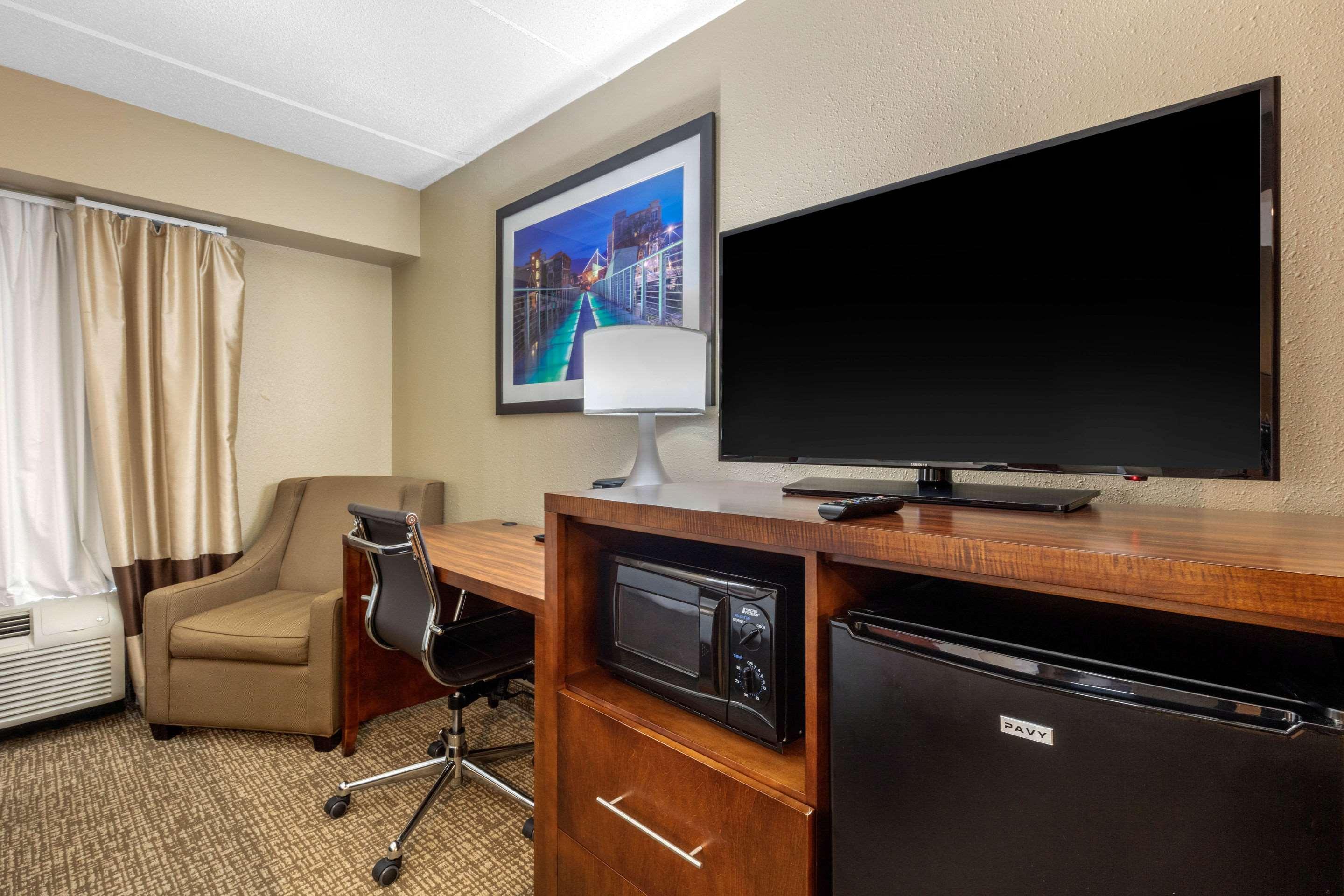 Comfort Inn & Suites Hamilton Place Chattanooga Buitenkant foto